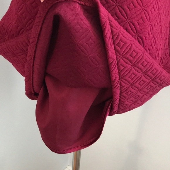 Forever 21 quilted Stitched Patterned Mini Skirt Crimson sz Small - Picture 5 of 6